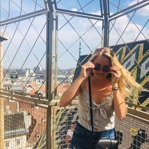 Meet your Posher, Natasha